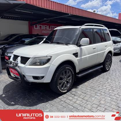 MITSUBISHI PAJERO TR4 2.0 4X2 16V 140CV FLEX 4P MANUAL